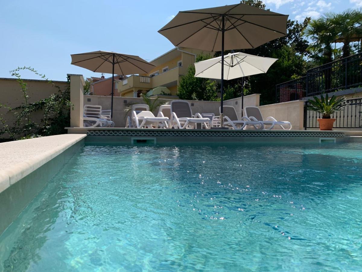 Grand Pool Apartment Ika-Abbazia Esterno foto