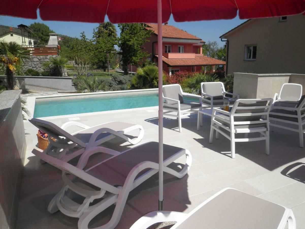 Grand Pool Apartment Ika-Abbazia Esterno foto